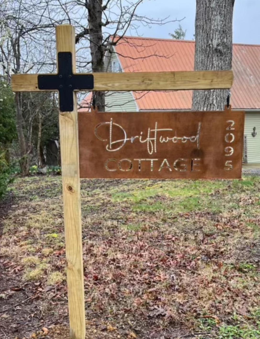 Driftwood Cottage With Hot Tub On Lake Cumberland Russell Springs Kültér fotó